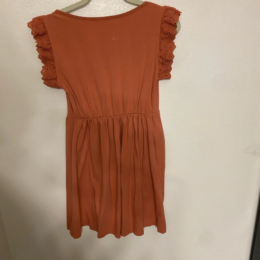 Dress - Picture 2 of 2